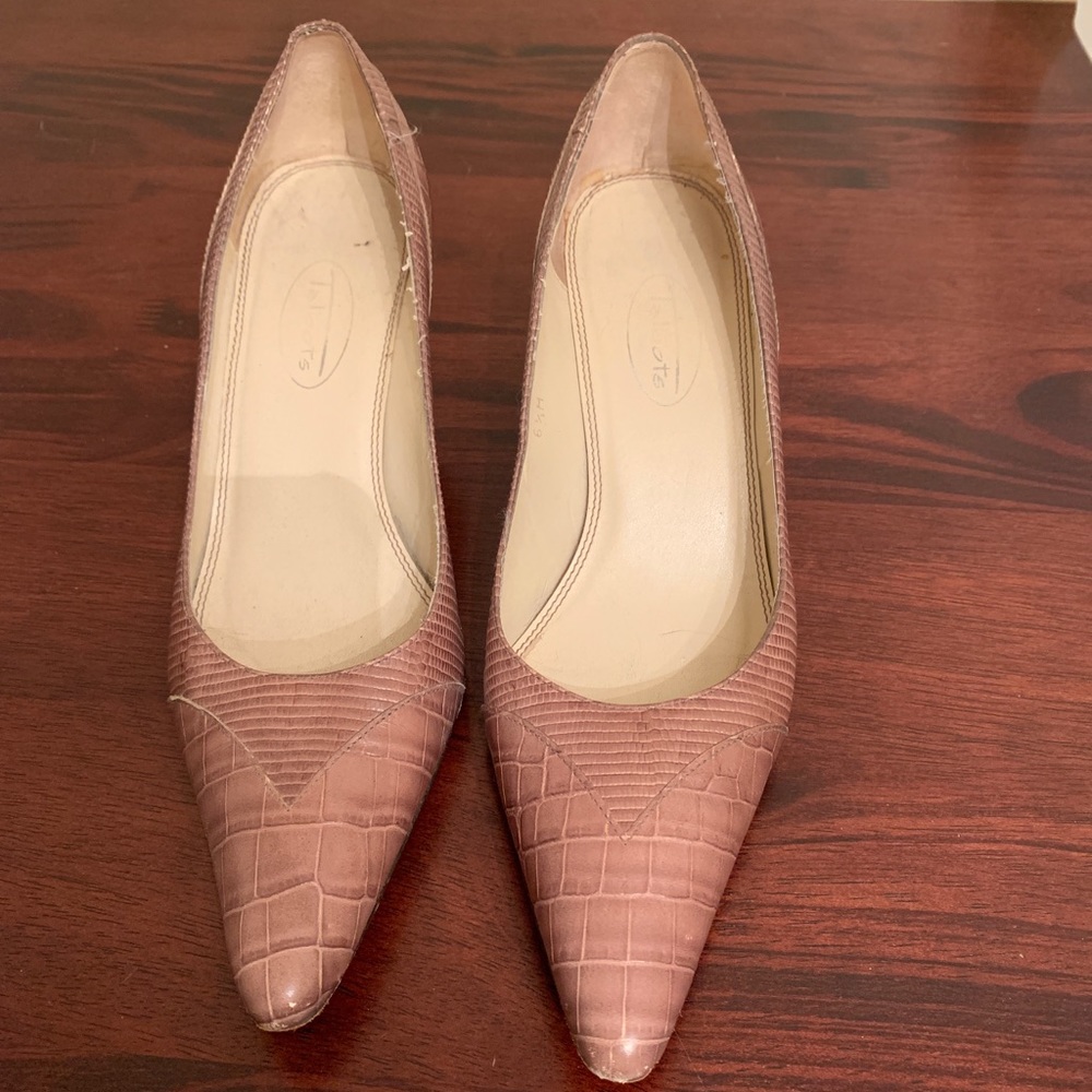 Talbots Tan Heels